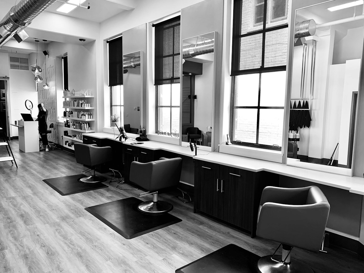 Salon and barber rebooking app to keep chairs full